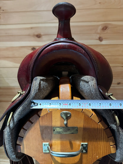 17.5” Tucker Saddlery Cheyenne Western Trail Saddle Model 157