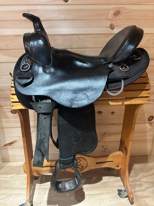 16” Crest Ridge Sentry Lite Western Trail Saddle