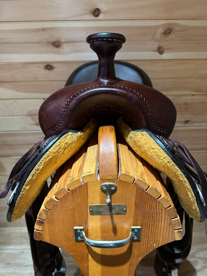 17” Cashel Outfitter by Martin Saddlery Western Trail Saddle Model CAS-SA-CTO