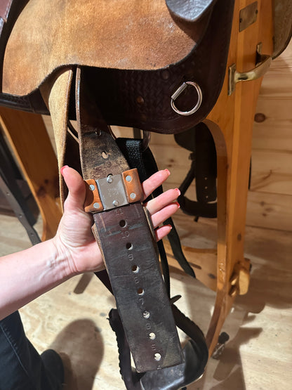 16” Circle Y Team Penner Western saddle Model 2634