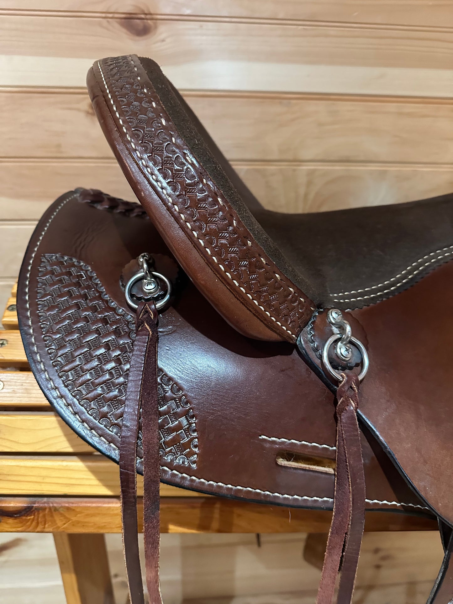 16” Ruff’s Endurance Trail Saddle Model 1300