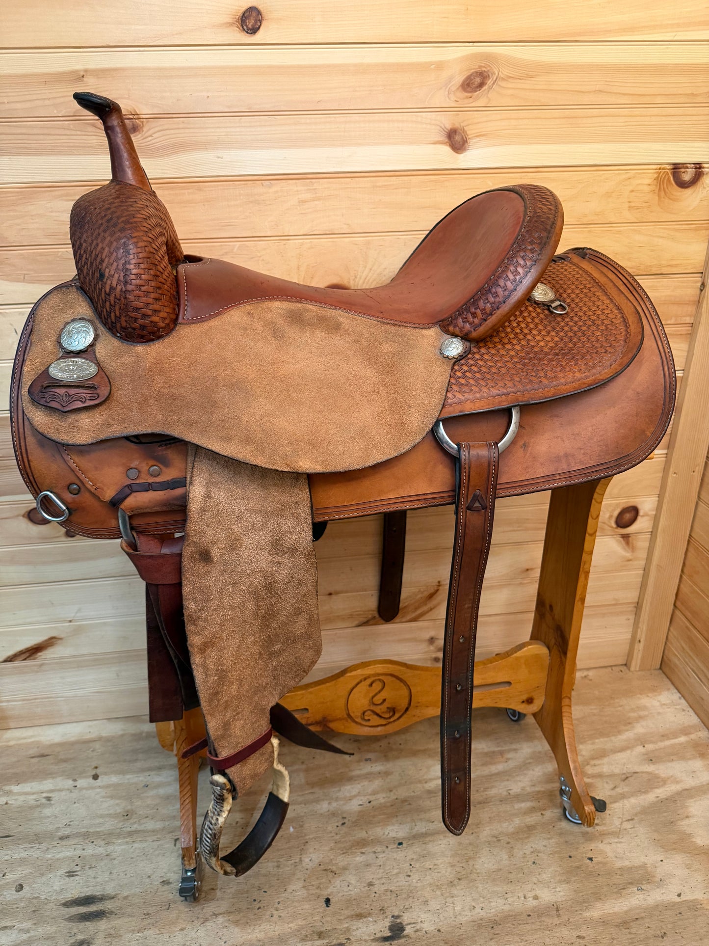 17” Circle Y Pro Cutter Western Saddle Model 2530