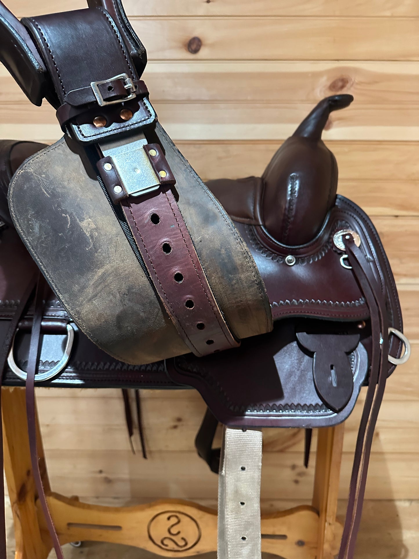 16” Circle Y Topeka Flex2 Western Trail Saddle Model 1651 (2021)