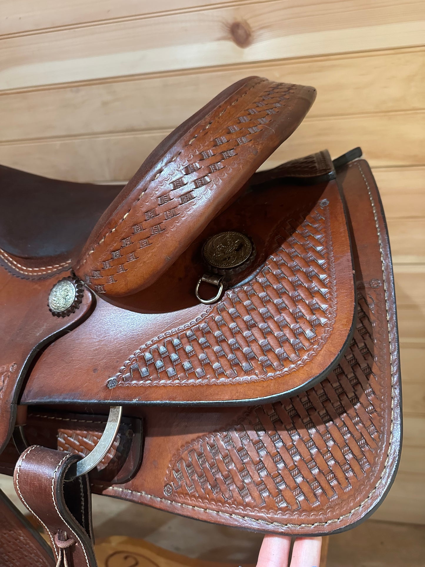 17” Dakota Saddlery Western Roping Saddle Model 501 *Package*