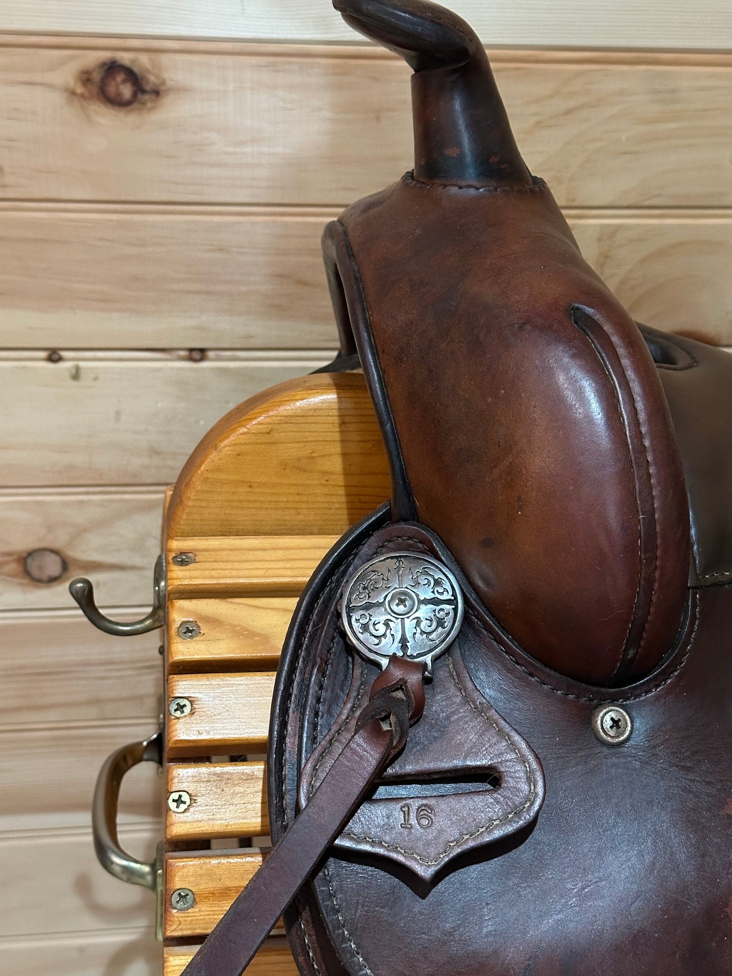16” Tex Tan Hereford Round Skirt Western Trail Saddle Model 08-797C6