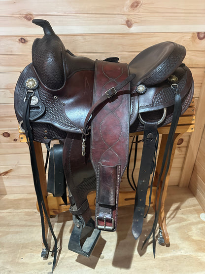 16” Crates Equi-Fit Round Skirt Western Trail Saddle Model 2171-4