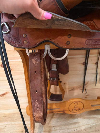 17” Circle Y Flex-Lite Basket Flower Western Trail Saddle Model 1552