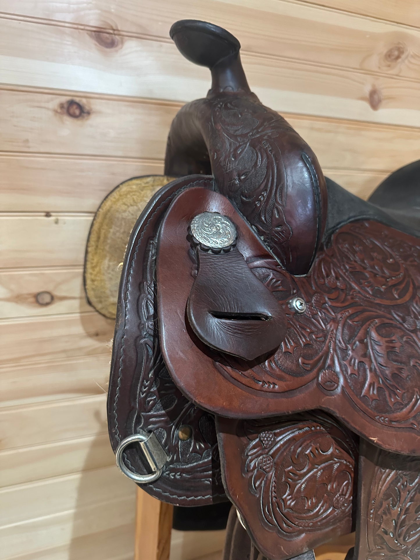 16” Circle Y Western Show Saddle Model 3960