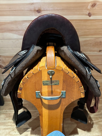 16.5” Tucker Classic Endurance Trail Saddle Model T59