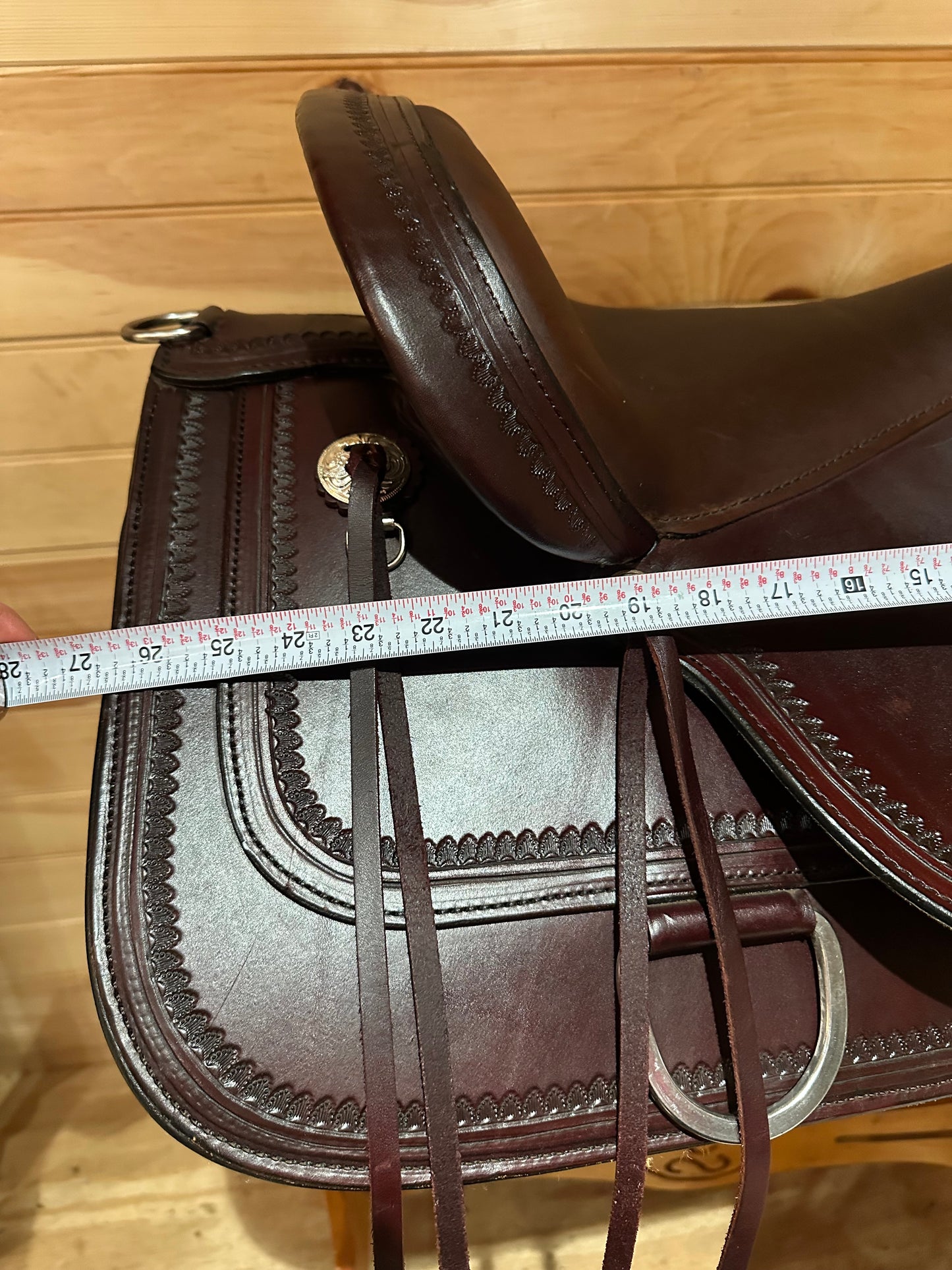 16” Circle Y Topeka Flex2 Western Trail Saddle Model 1651 (2021)