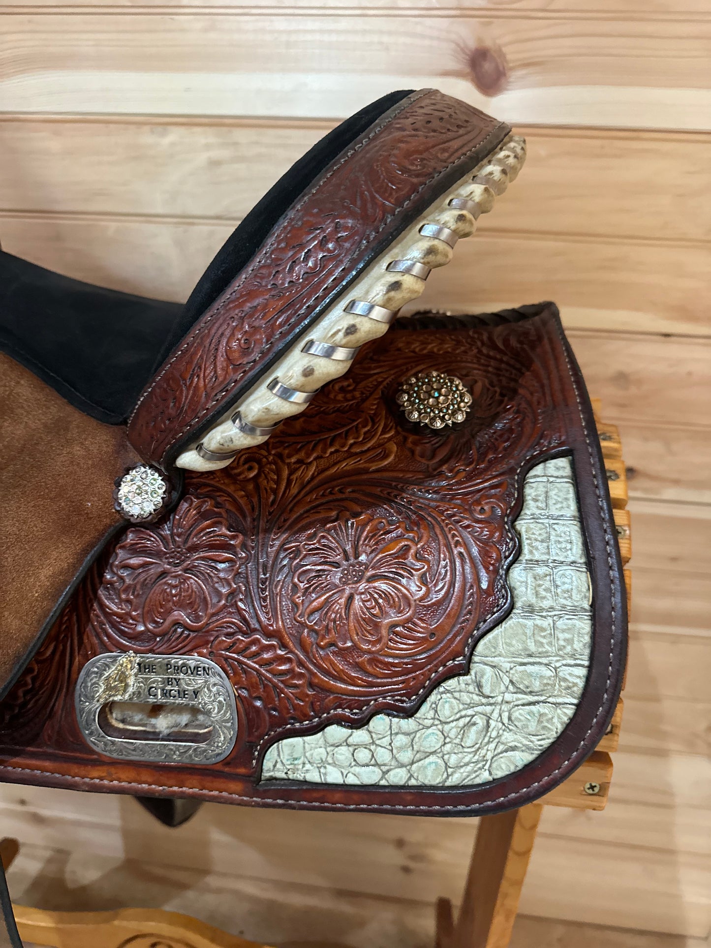 14” Circle Y High Horse Proven Aurora Barrel Racing Saddle Model 6215
