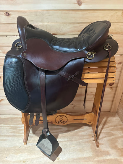 17.5” Tucker Equitation Endurance Trail Saddle Model 149