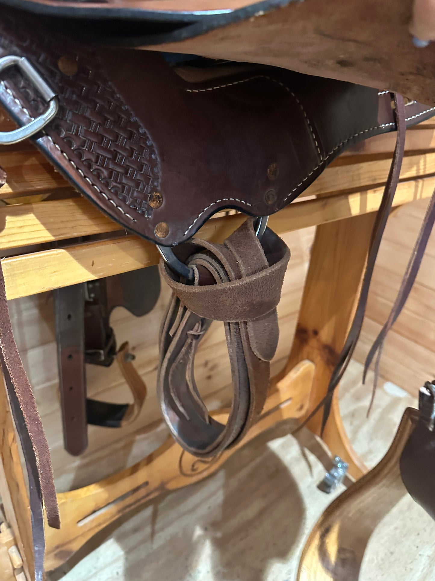 16” Ruff’s Endurance Trail Saddle Model 1300