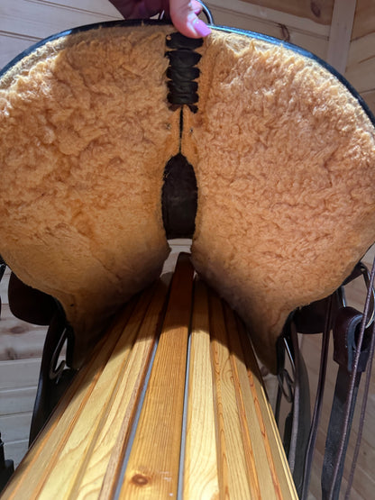 15” Circle Y High Horse Mesquite Trail Western Saddle Model 6864 (2022)