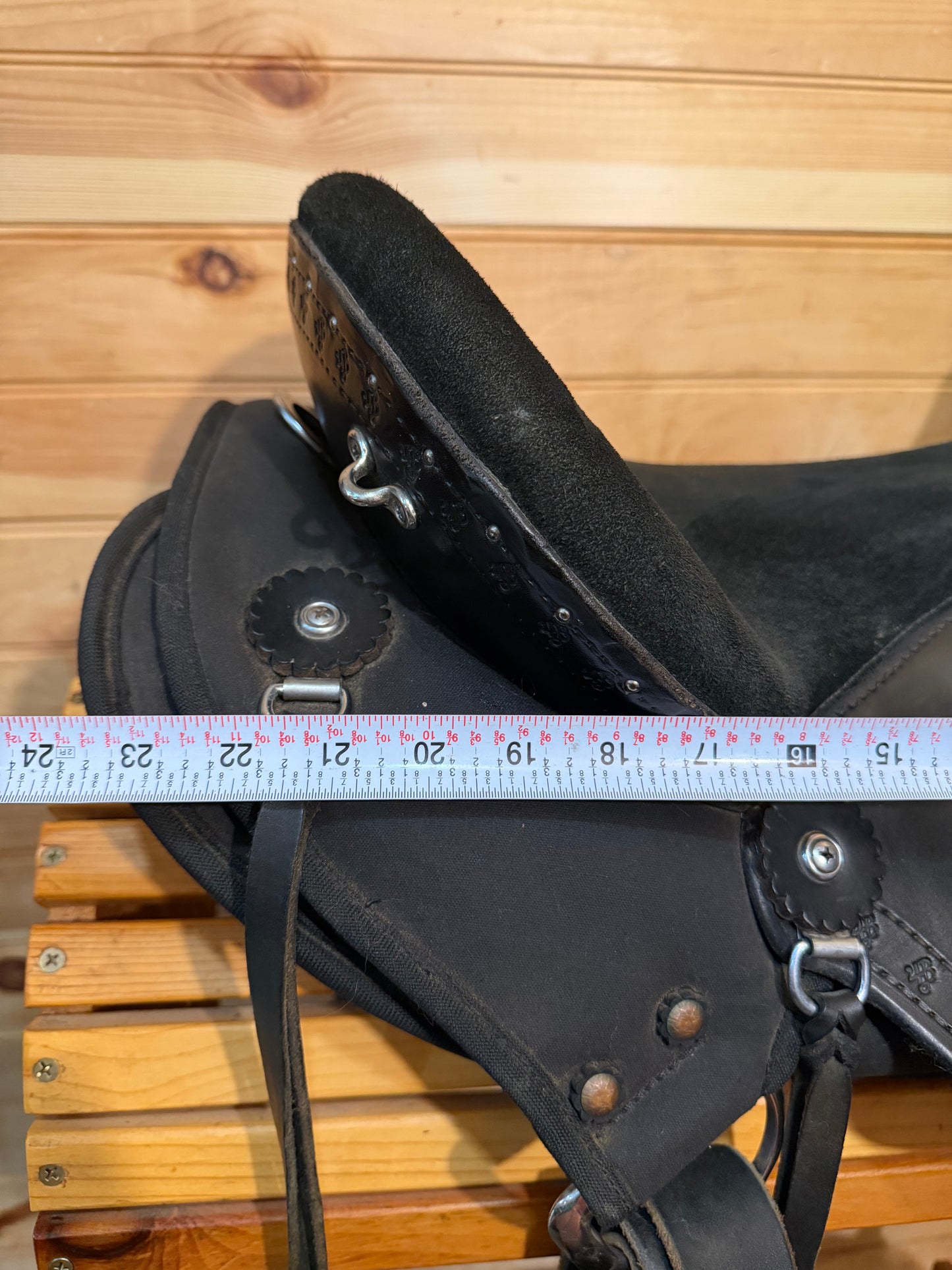 16” Imus 4-Beat Elite Gaited Endurance Trail Saddle & Breastcollar