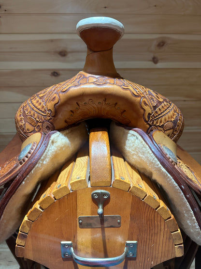 16.5” Court’s Western Roping Saddle Model 53037