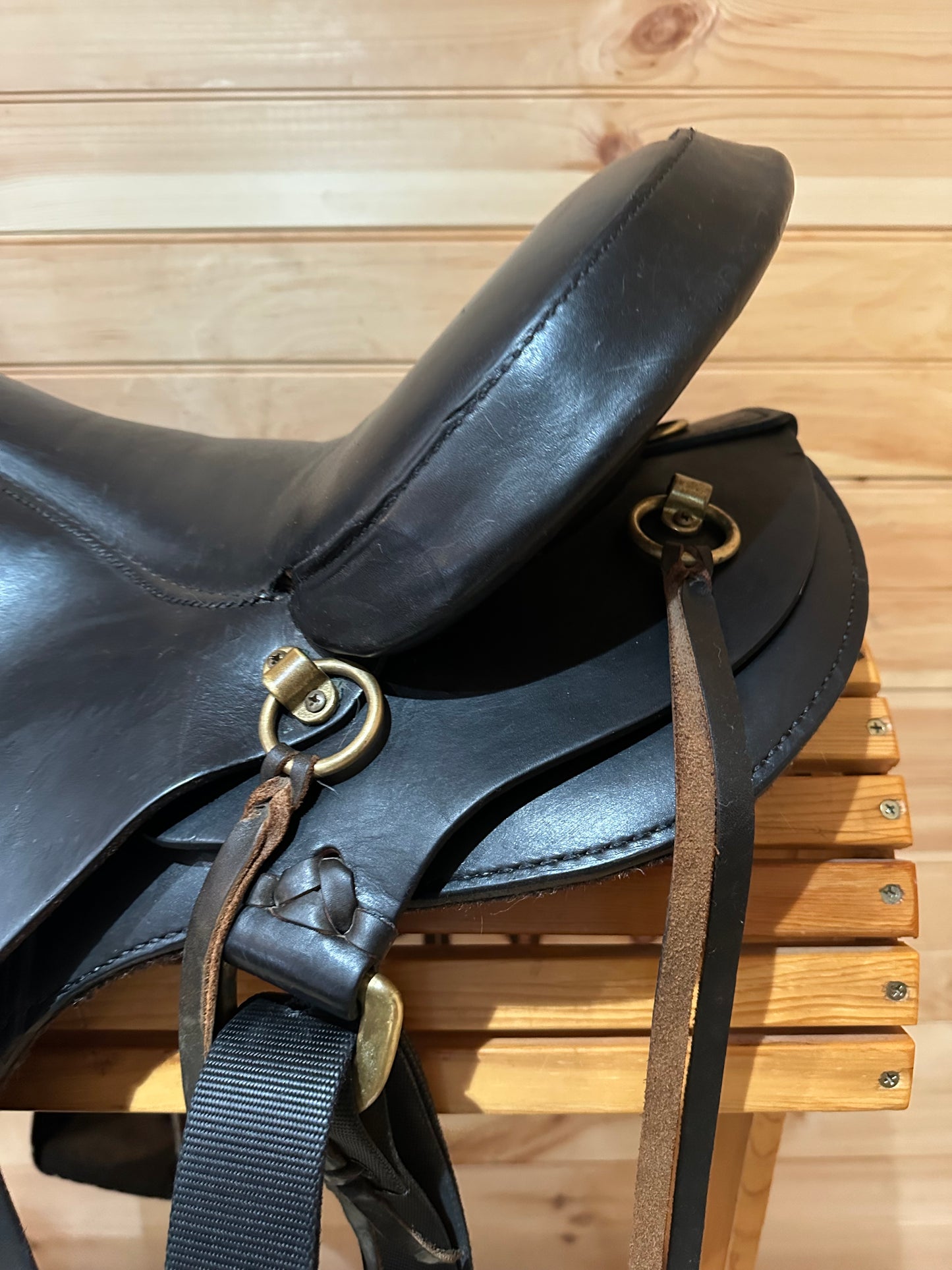 16” Big Horn Flex Endurance Trail Saddle Model 806