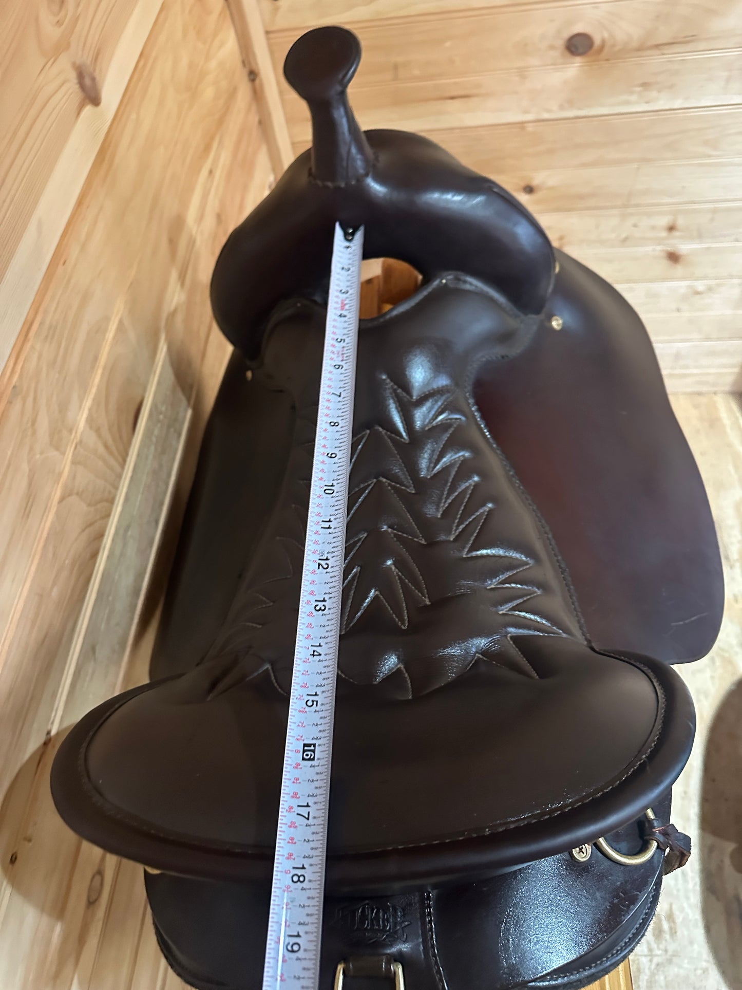 17.5” Tucker Cheyenne Western Trail Saddle Model 157