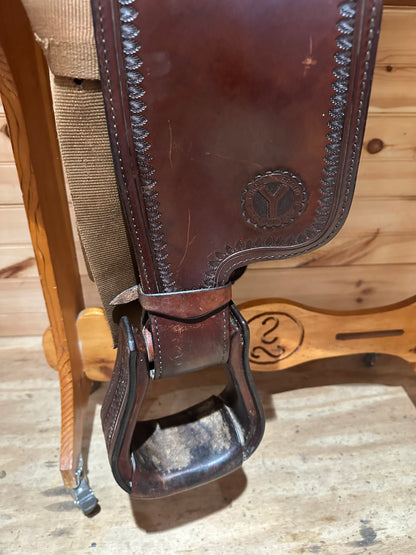 16” Circle Y Topeka Flex-Lite Western Trail Saddle Model 1551
