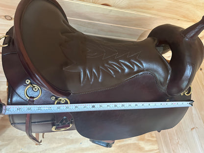 18.5” Tucker Cheyenne Western Trail Saddle Model 157