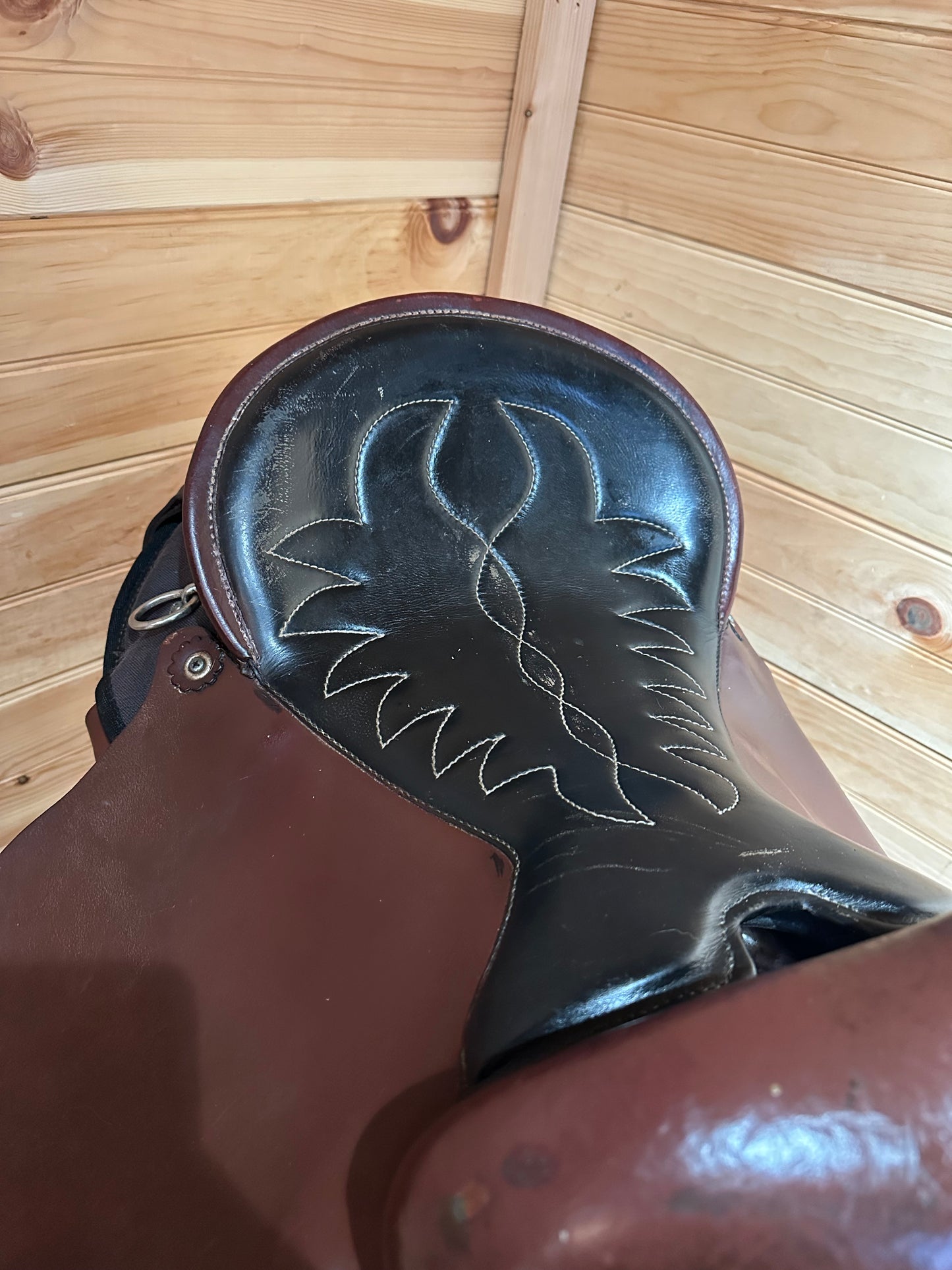 16” Crest Ridge Sonata Lite Western Trail Saddle