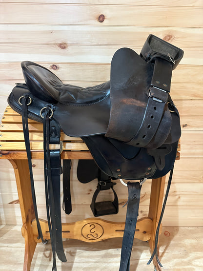 16.5” Tucker Cheyenne Western Trail Saddle Model 167