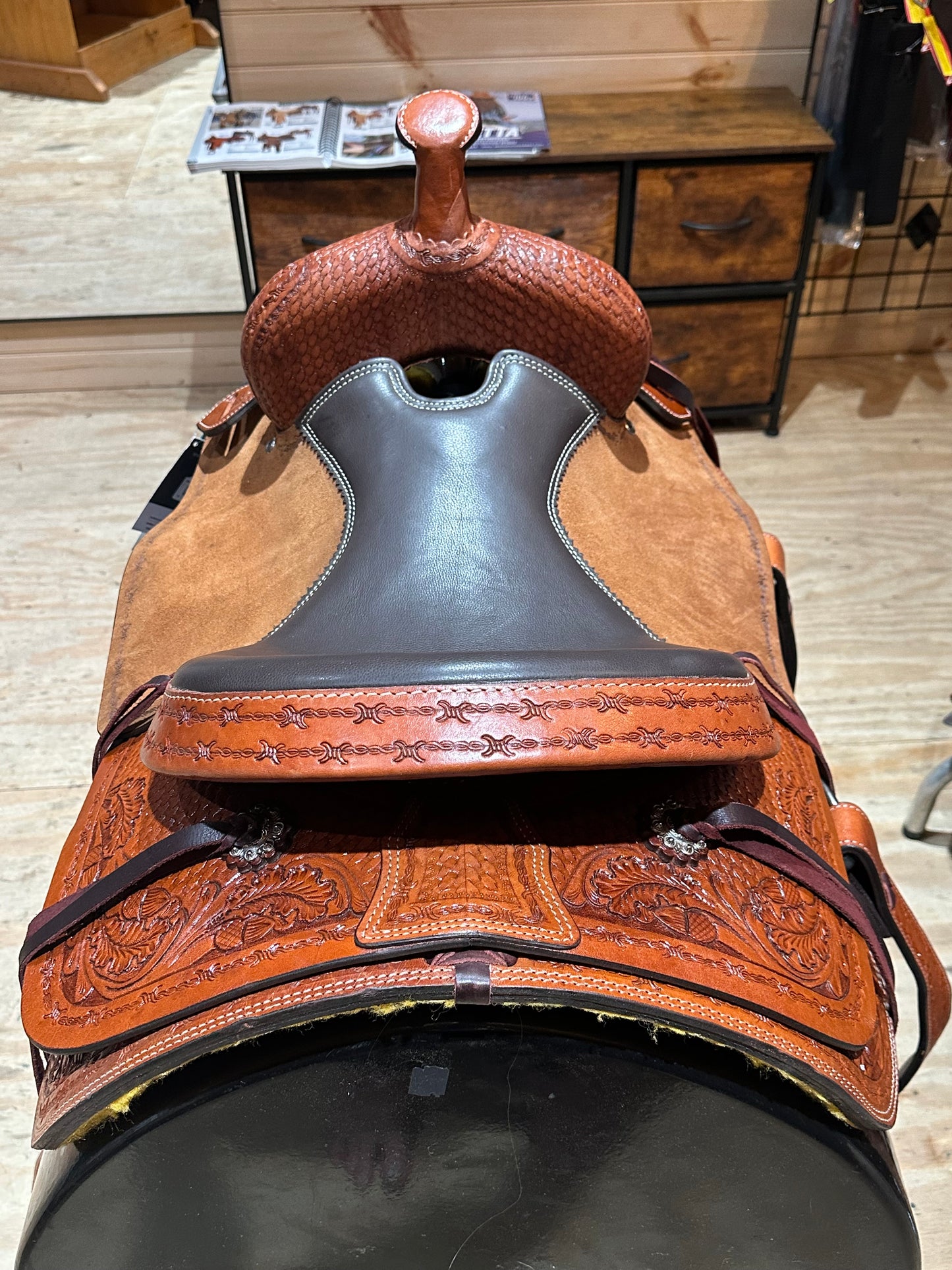 15”, 16”, 17” Silver Royal Round Rock All Around Western Saddle