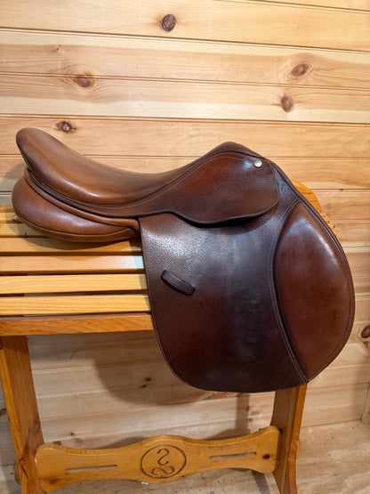 17” Collegiate Convertible Saddle- Easy Change Gullet