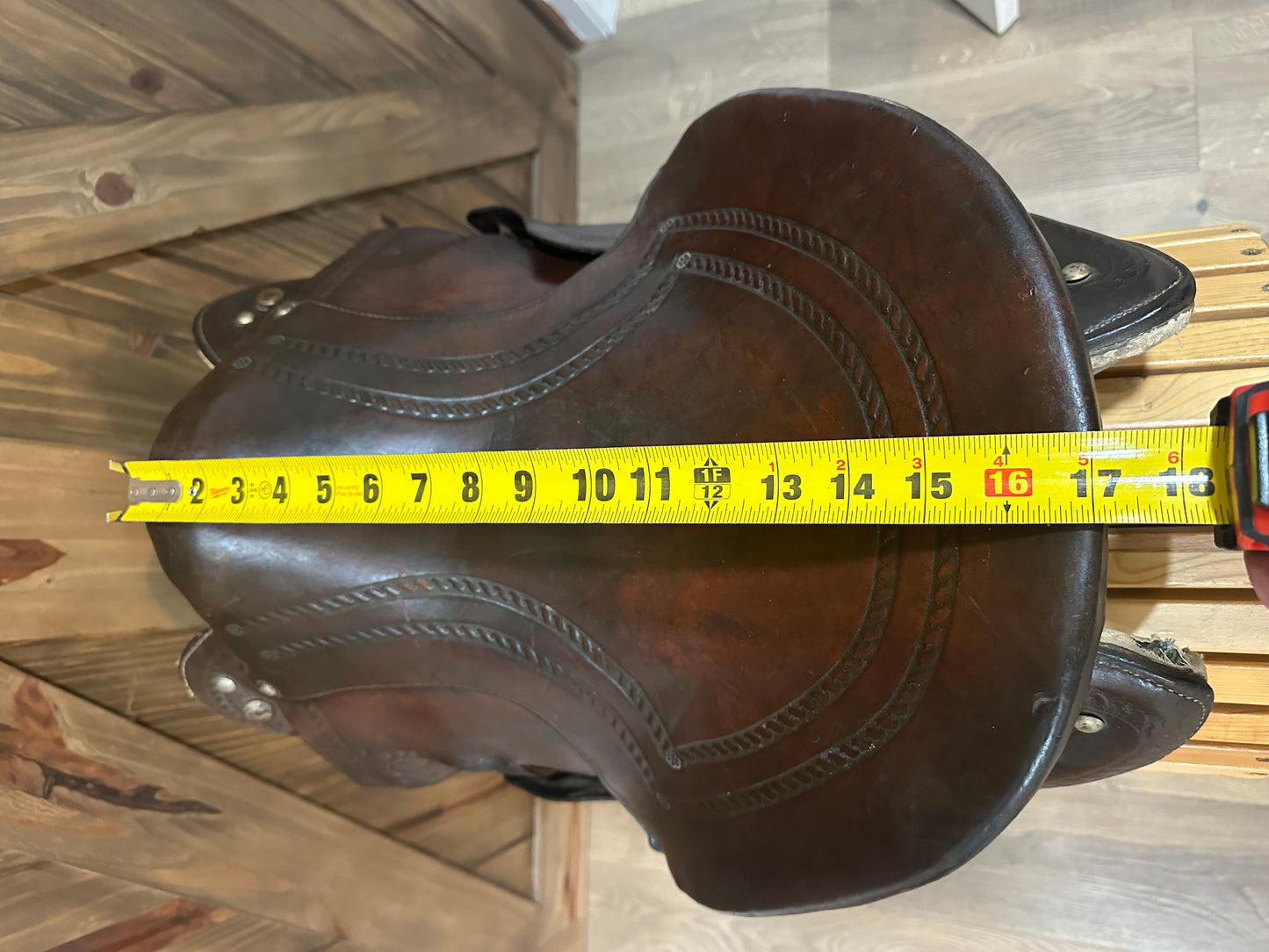 17” Genuine Buena Vista Saddle