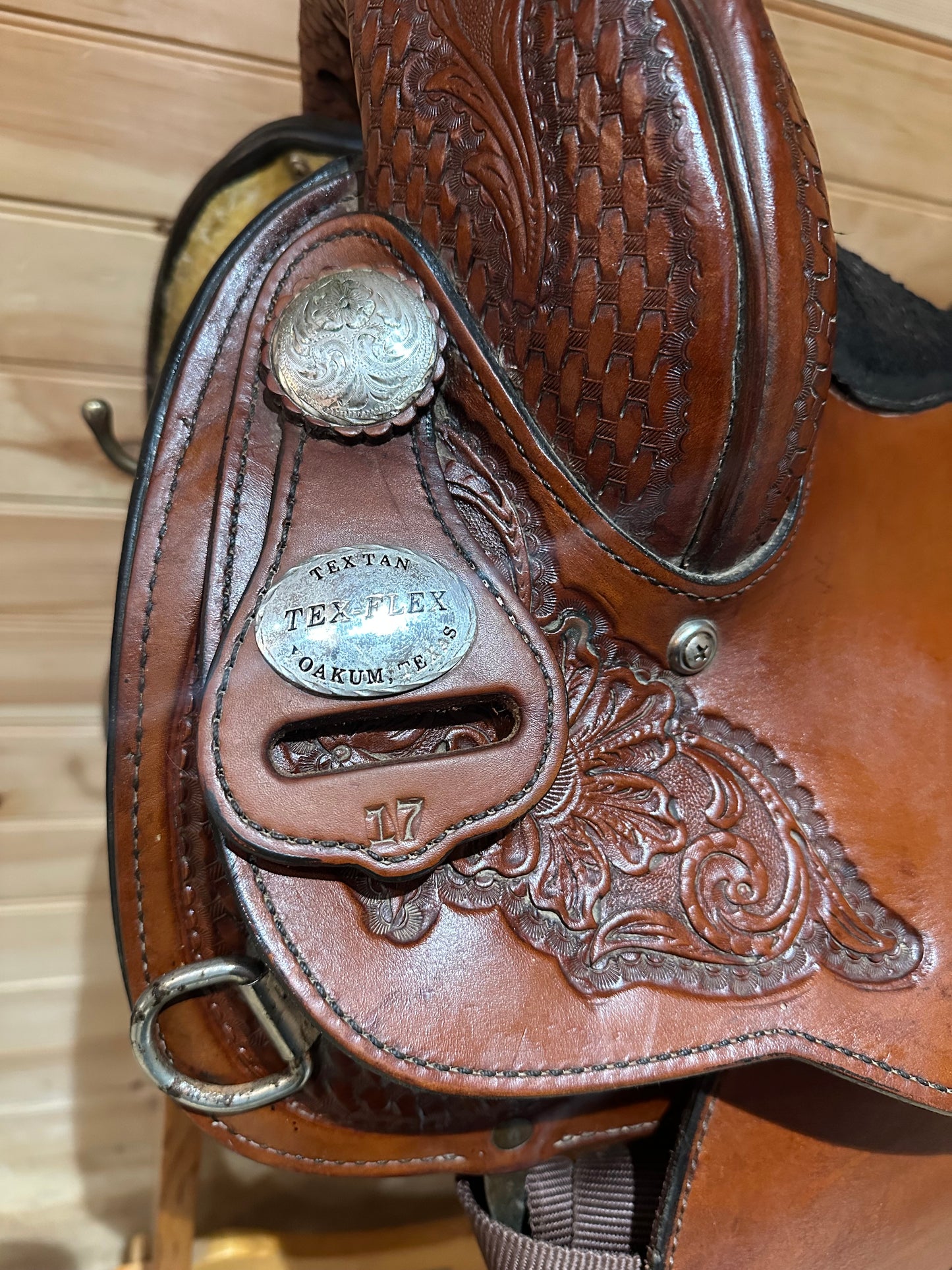 17” Tex Tan Hereford Tex-Flex Western Show Saddle Model 08-TF403-P7