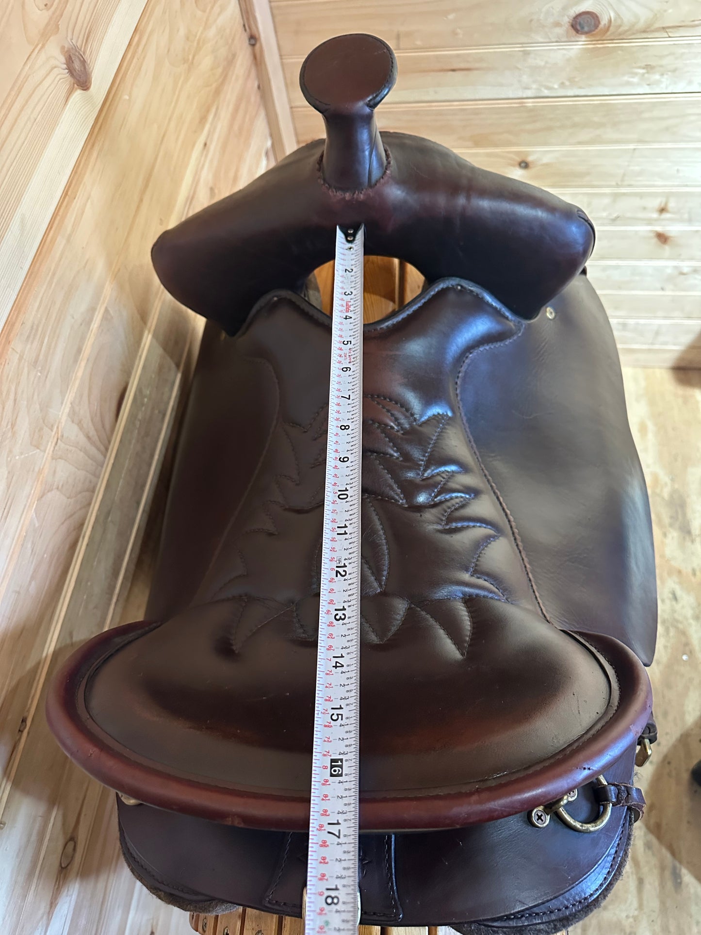 16.5” Tucker High Plains Western Trail Saddle Model 260 (XW)