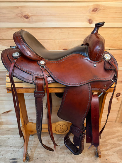 16” Cashel Round Skirt by Martin Saddlery Western Trail Saddle
