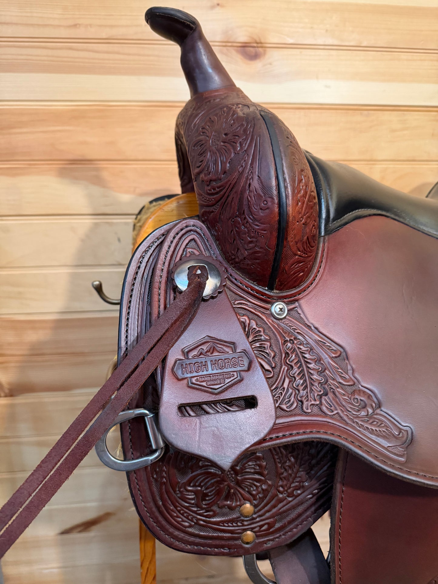 16” Circle Y High Horse Oyster Creek Trail Western Saddle Model 6808 (2022)