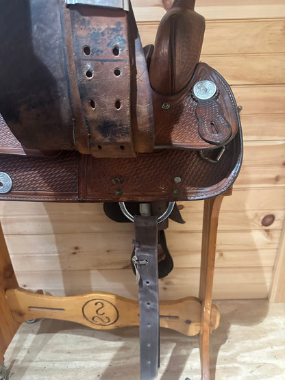 15” Crates Western Show Saddle Model 137