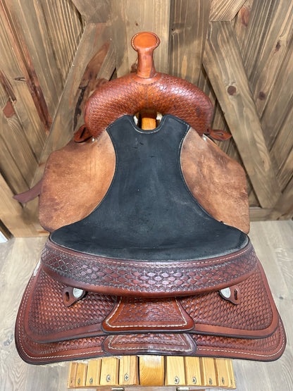 16” Abetta Western Trail Saddle Model 20721-6