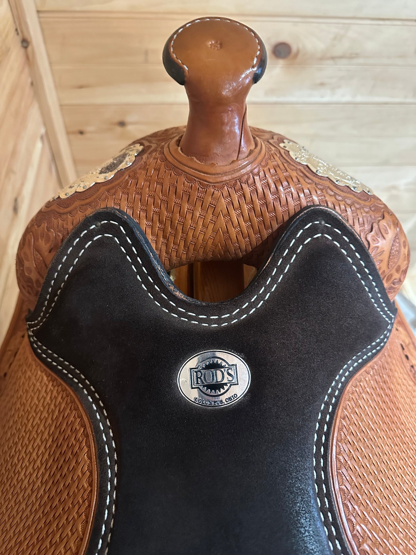 15” Rod’s Western Show Saddle