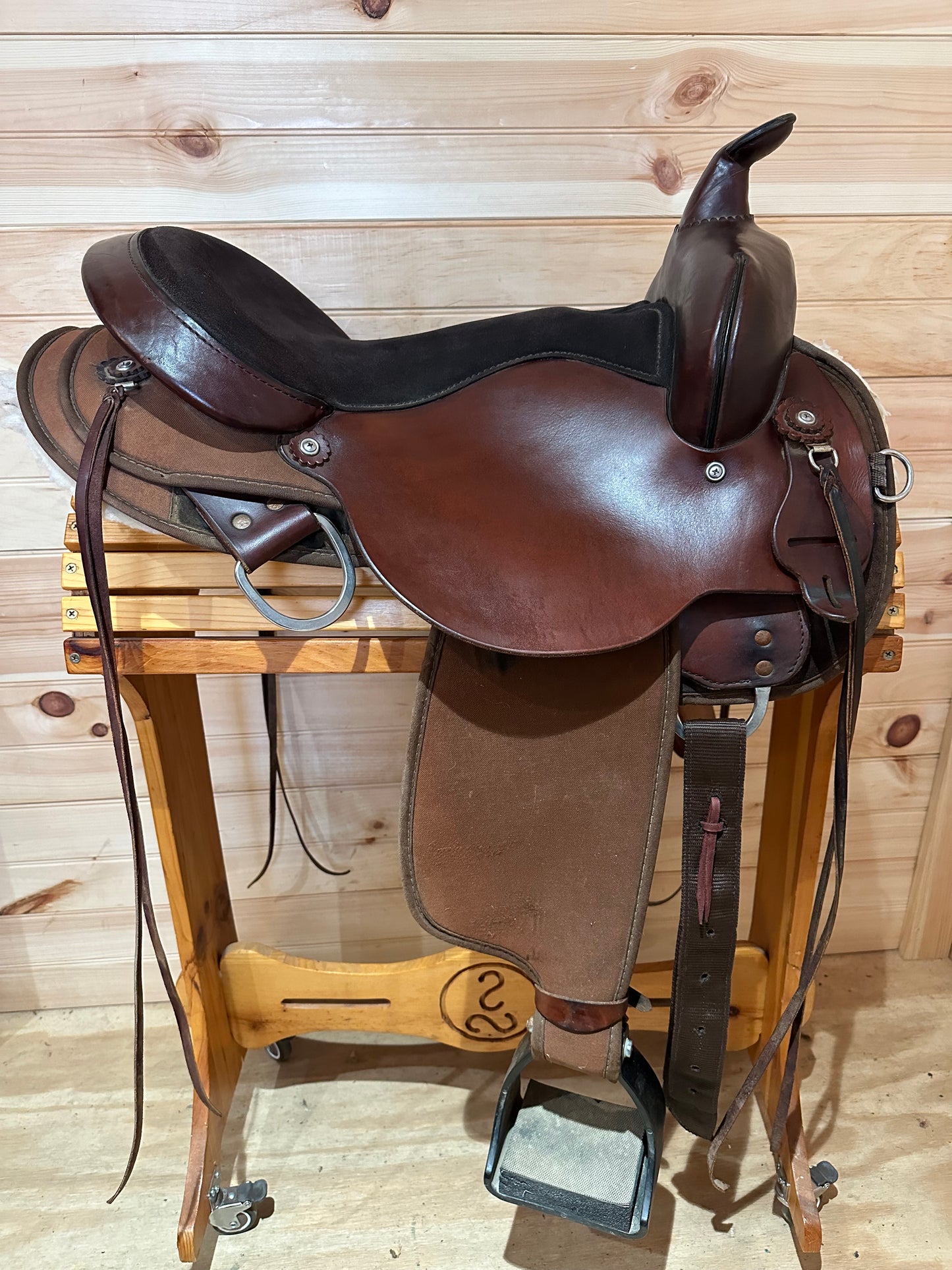 17” Circle Y High Horse El Campo Gaited Western Trail Saddle Model 6970