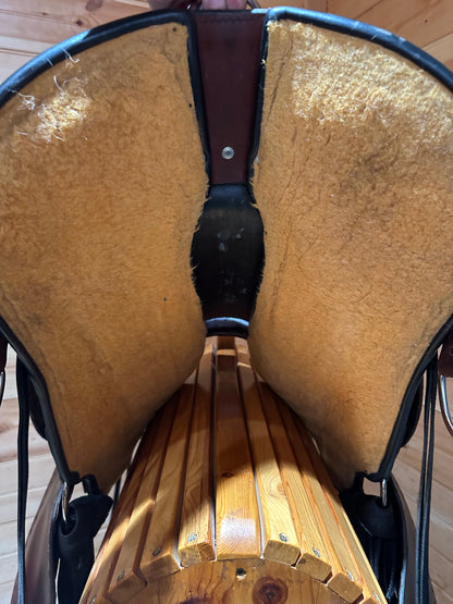 17” Circle Y Mississippi Trail Gaiter Western Gaited Saddle Model 1585