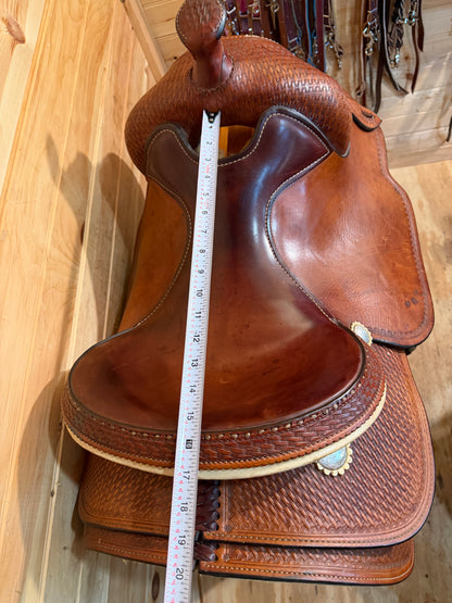 15.5” Crates Equi-Fit Reiner Saddle Model 4524-3