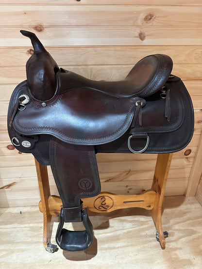 16” Circle Y Topeka Flex-Lite Western Trail Saddle Model 1651