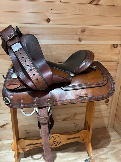 15” Circle Y Topeka Flex-Lite Western Trail Saddle Model 1551