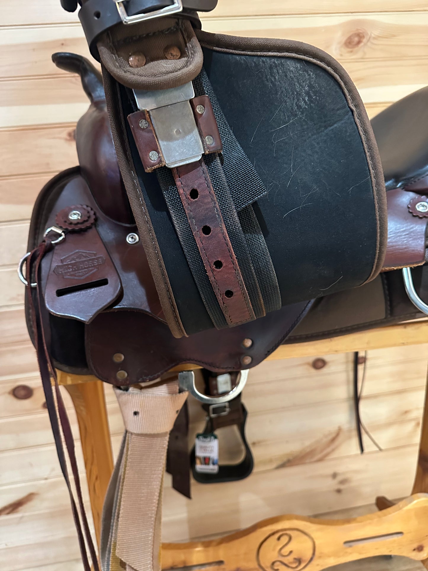 17” Circle Y High Horse Lockhart Western Trail Saddle Model 6910