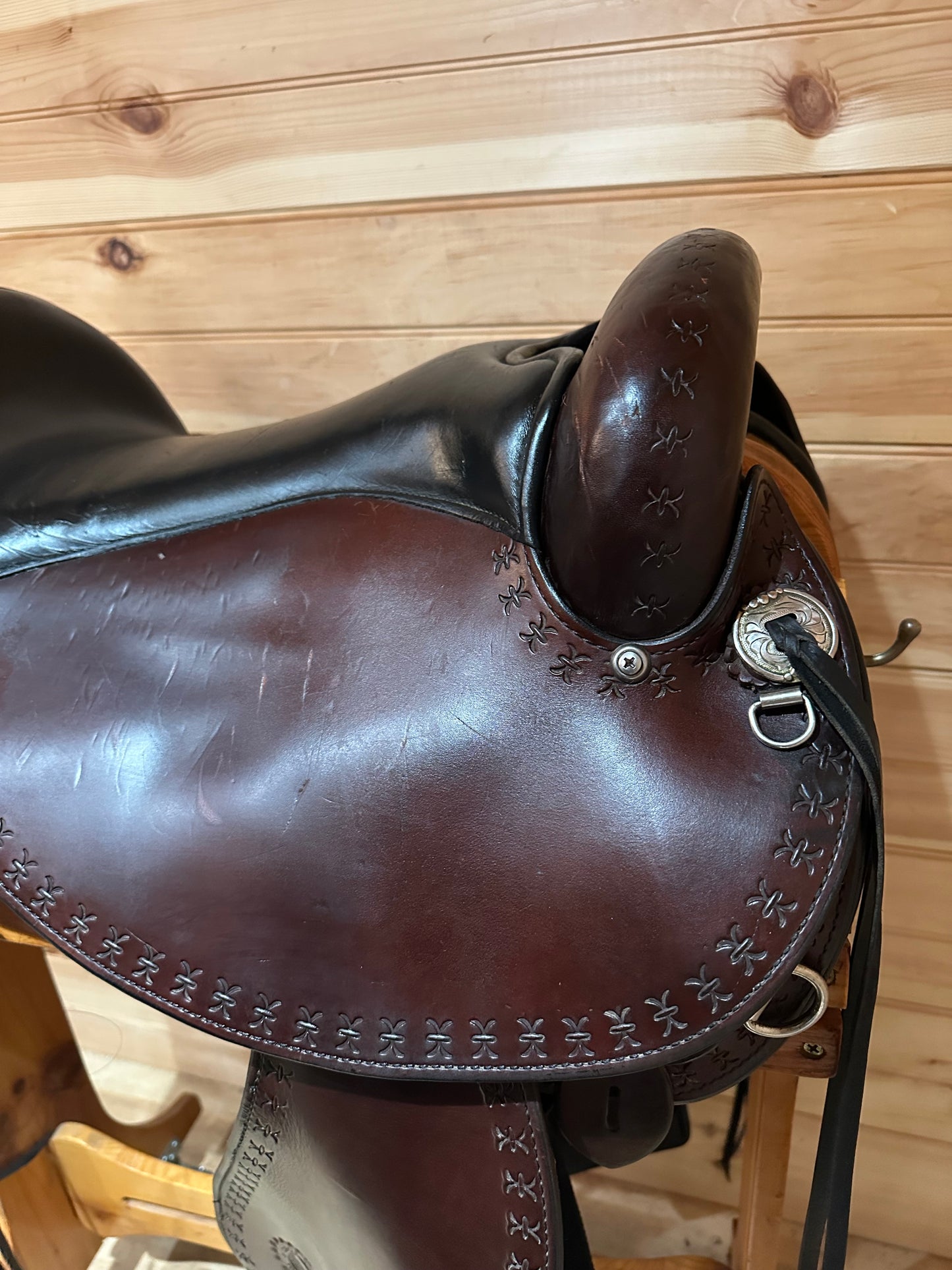 17” Circle Y Mississippi Trail Gaiter Western Gaited Saddle Model 1585