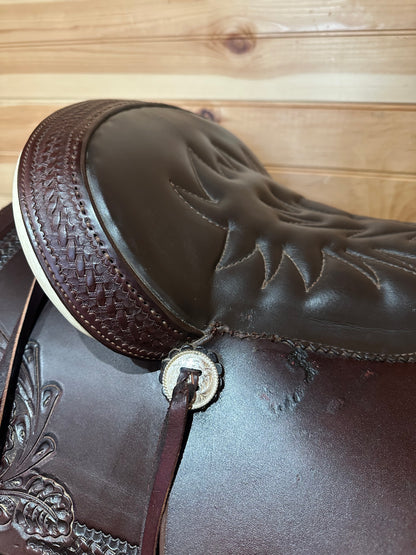 16.5” Tucker Ranch Hand Western Trail Saddle Model 250
