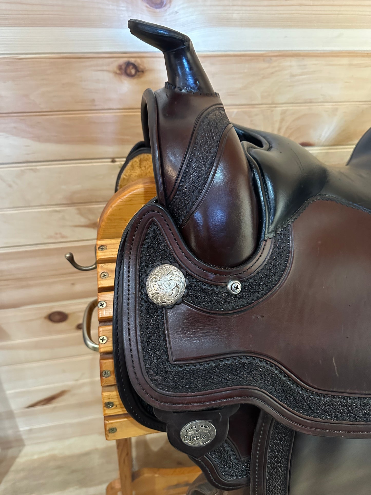 15” Circle Y Arabian Trail Saddle Model 2141