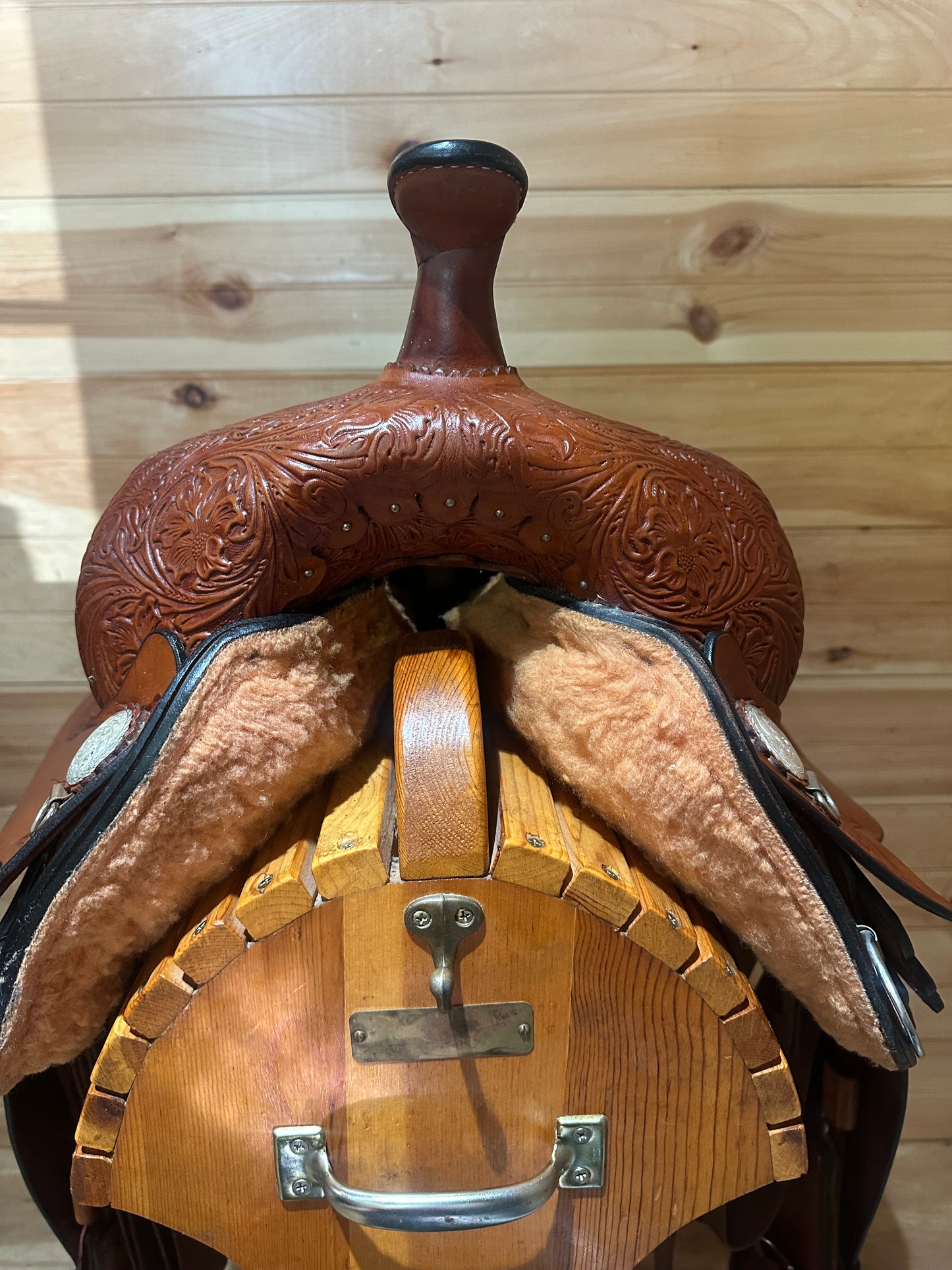 17” Circle Y High Horse Houston Western Trail Saddle Model 2610