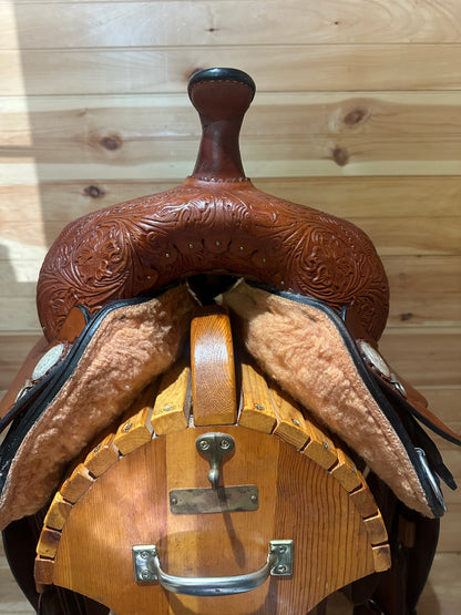 17” Circle Y High Horse Houston Western Trail Saddle Model 2610