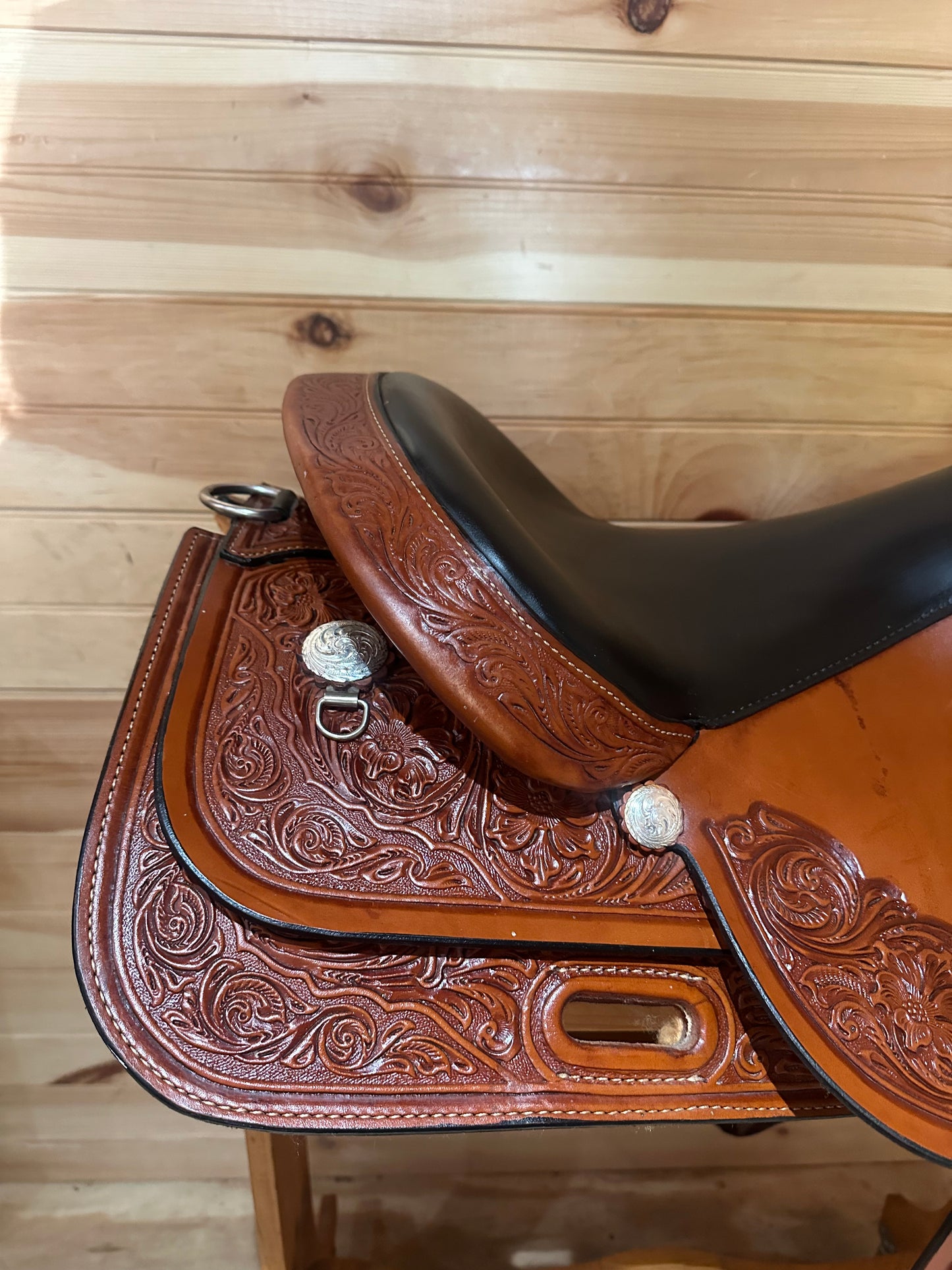17” Circle Y High Horse Houston Western Trail Saddle Model 2610