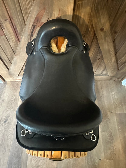 17” Imus 4-Beat Elite Lightweight Gaited Endurance Saddle