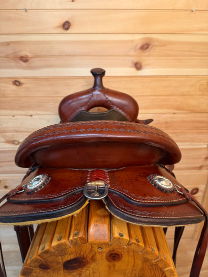 16” Cashel Round Skirt by Martin Saddlery Western Trail Saddle
